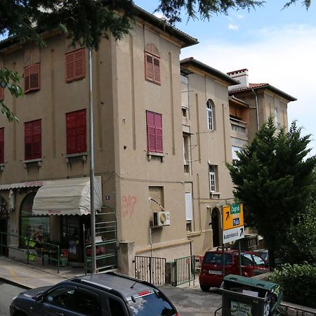 Apartment Krimeja Rijeka Exteriör bild